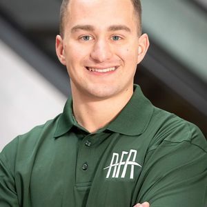 Meet your Posher, Nelson